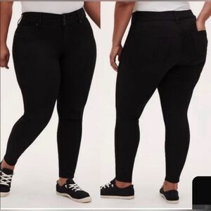 NWT Torrid Jegging Super Soft Black 14T Tall